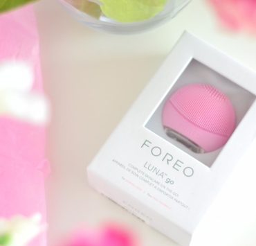 foreo-luna-go-skin-cleanser