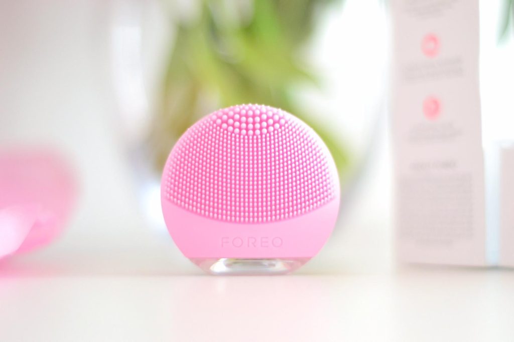 foreo-luna-go-beauty-device-review