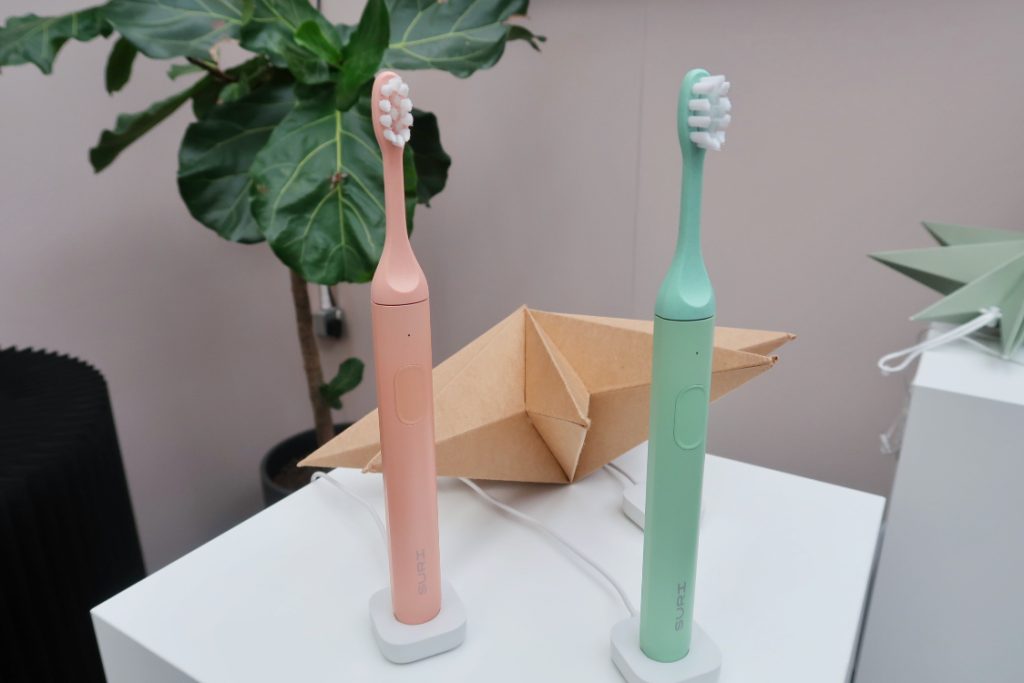 SURI-collections-colours-electric-toothbrush