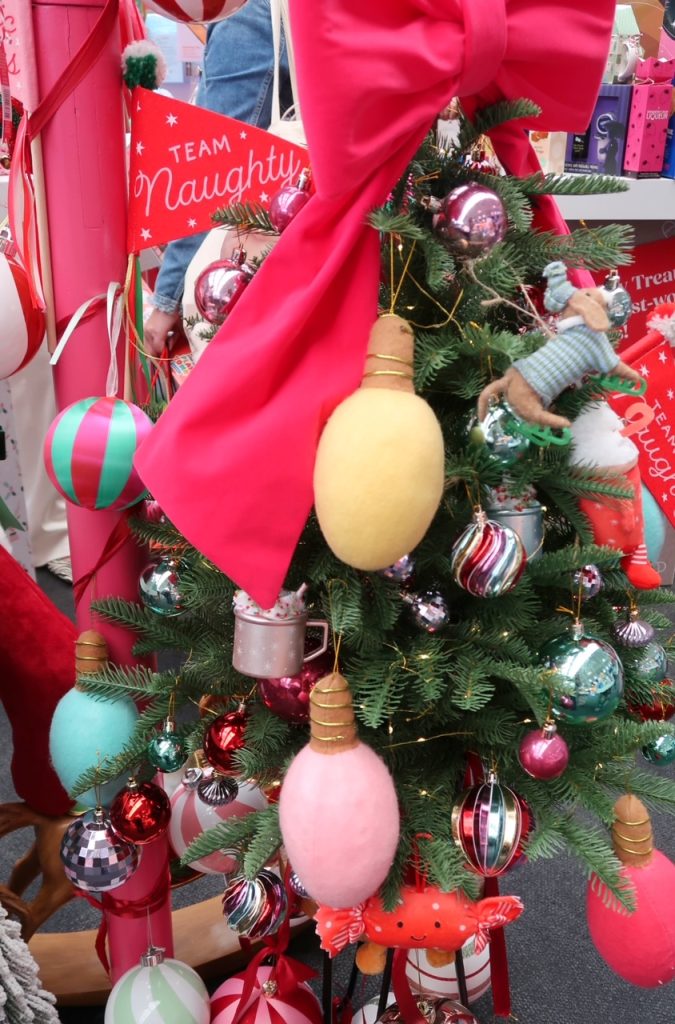 B&M-christmas-range-2025