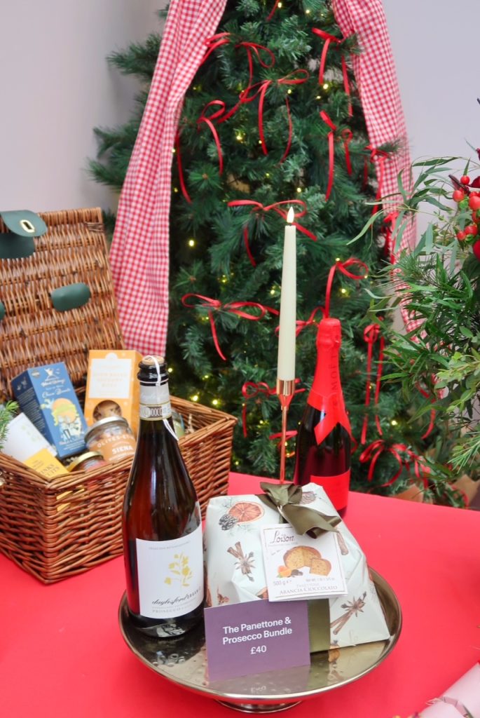 bloom-and-wild-christmas-hamper