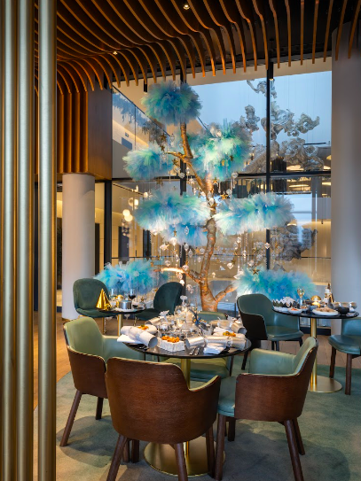 christmas-decorations-the-westin-london-city