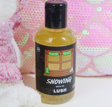 lush-snowing-bath-oil