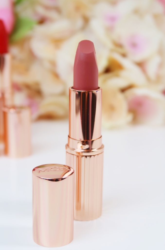 mco-beauty-lipstick-cheeky-chat