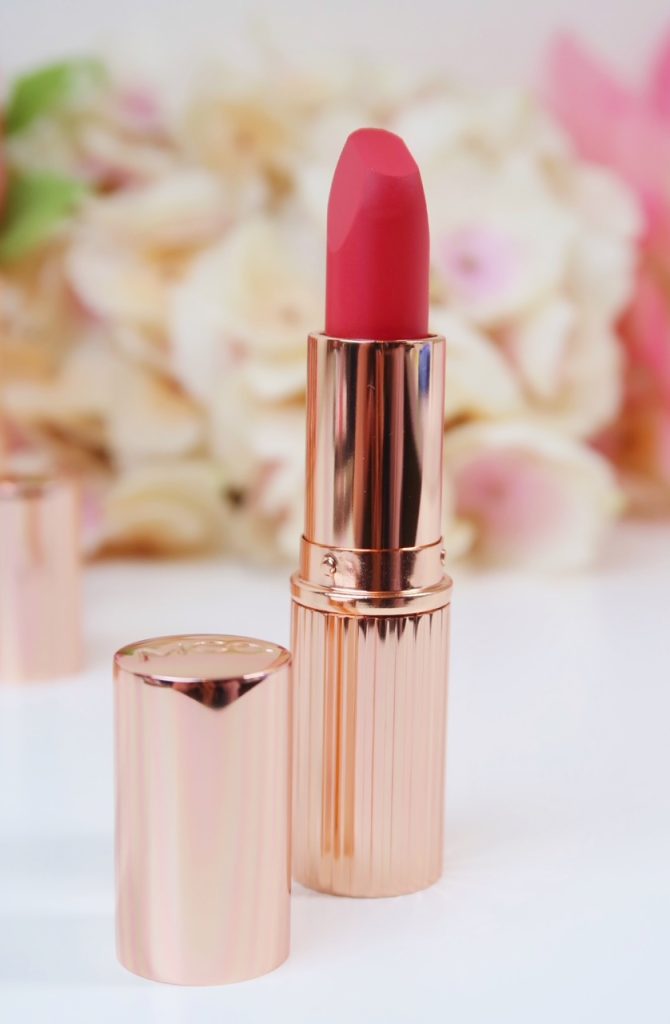 mco-beauty-lipstick-luxe-pink