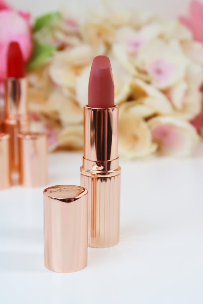 mcbo-beauty-lipstick-very-shelley