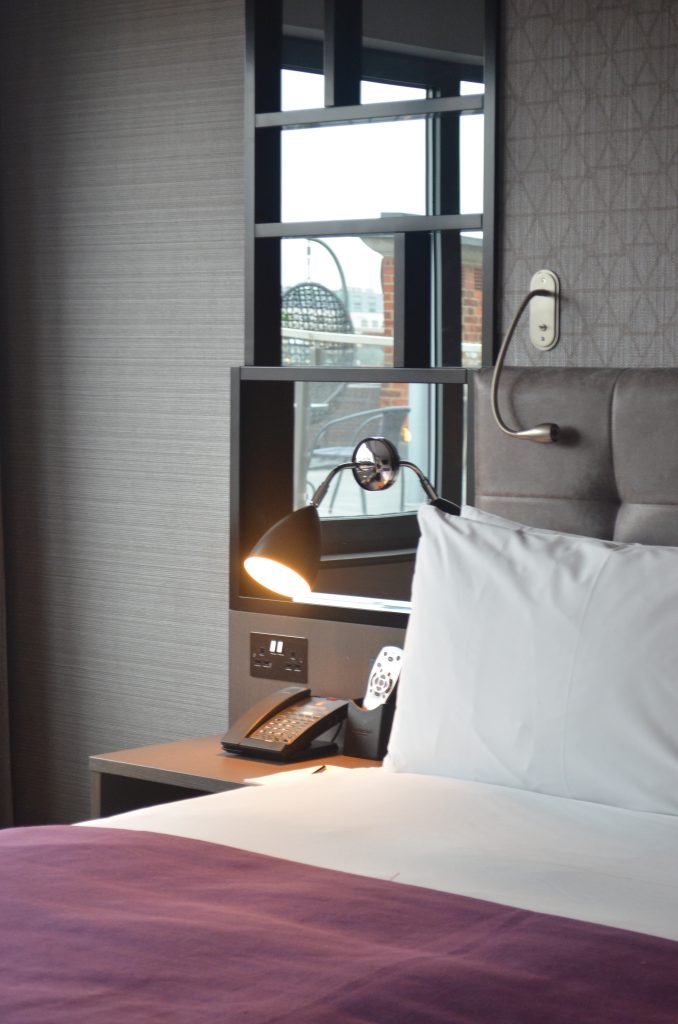 courthouse-hotel-shoreditch-london-room-decor