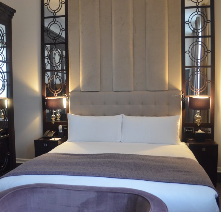 courthouse-hotel-london-room