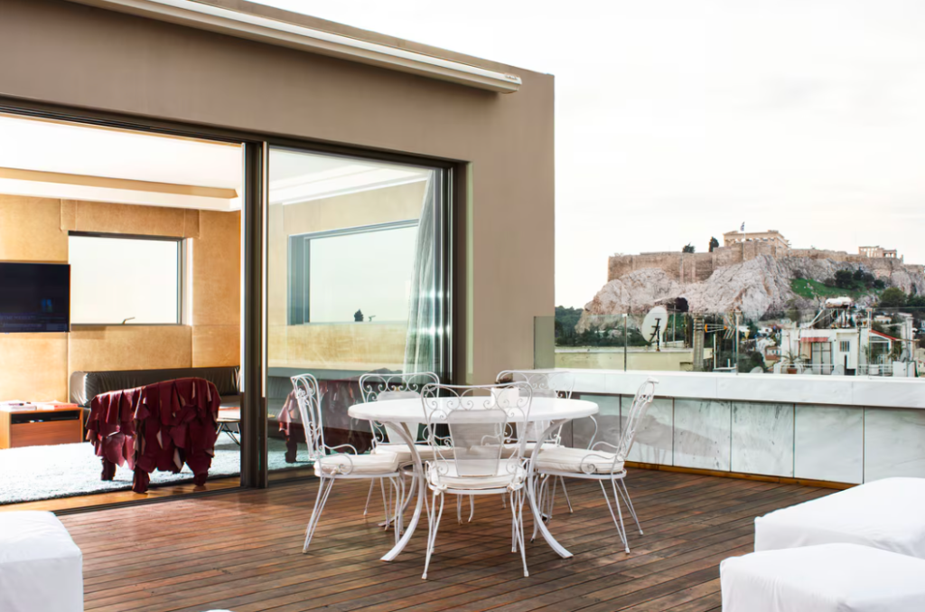 new-hotel-athens-penthouse-suite