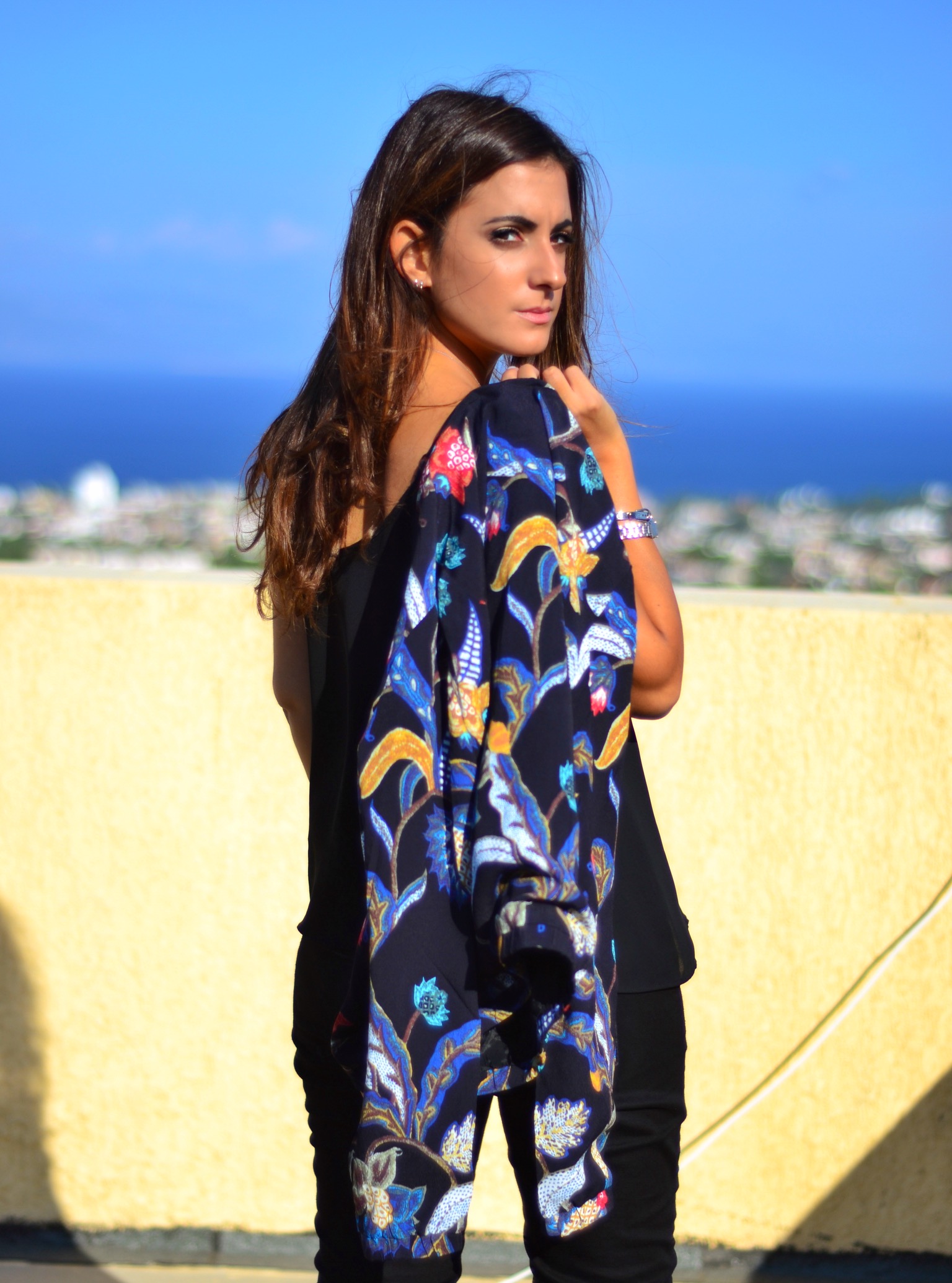 cosmoluxe-magazine-floral-print-jacket