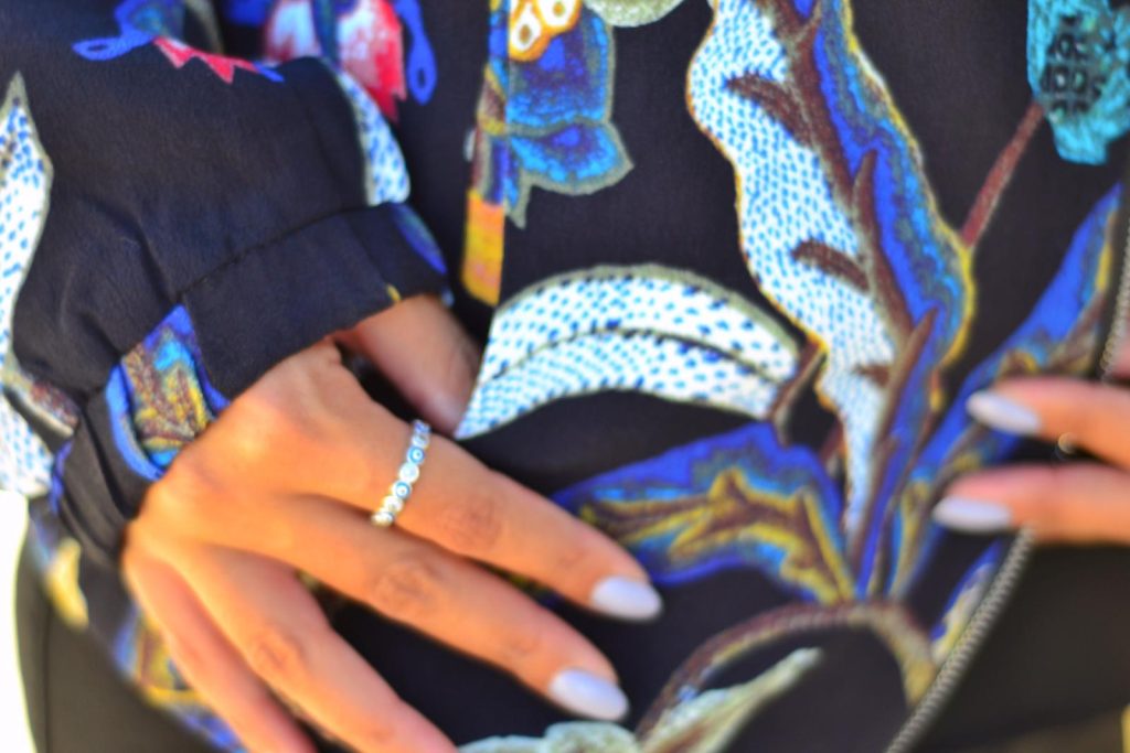floral-print-jacket-style